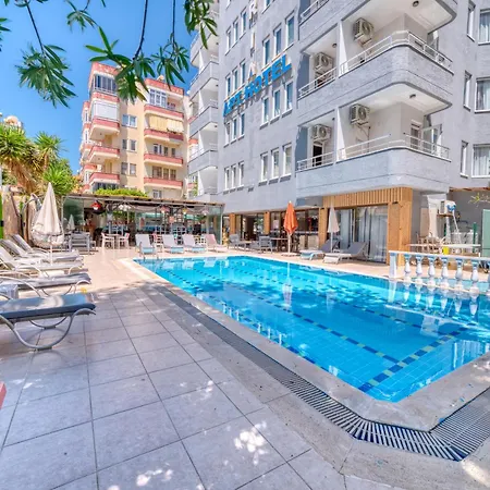 Aparthotel Kleopatra Icaria 3*