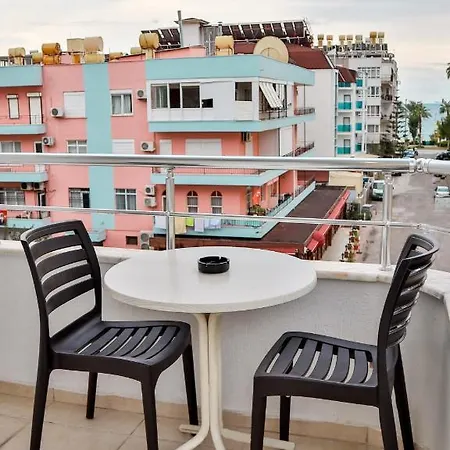 Kleopatra Icaria Lejlighedshotel 3*
