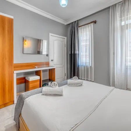 Kleopatra Icaria 아파트호텔 3*