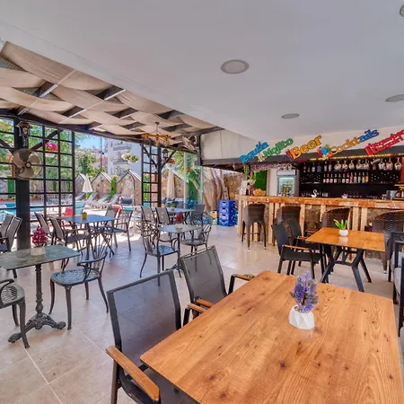 Kleopatra Icaria 아파트호텔