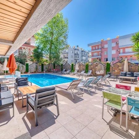 Kleopatra Icaria 아파트호텔 3*