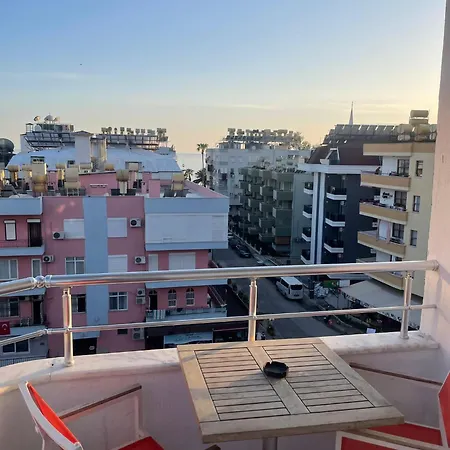 Kleopatra Icaria Apart Otel Alanya
